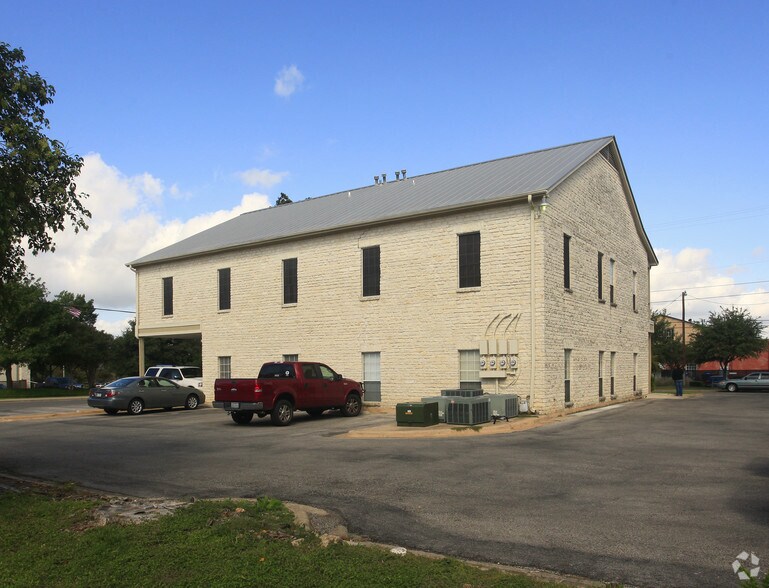 More Photos Of 404 W 9th St, Georgetown Office For Sale