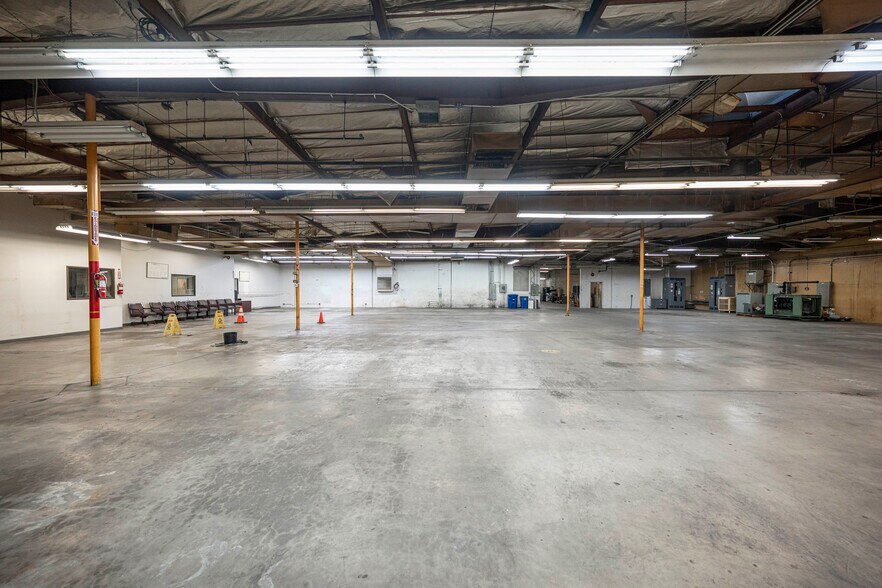 More Photos Of 9200 Lower Azusa Rd, Rosemead Warehouse For Sale