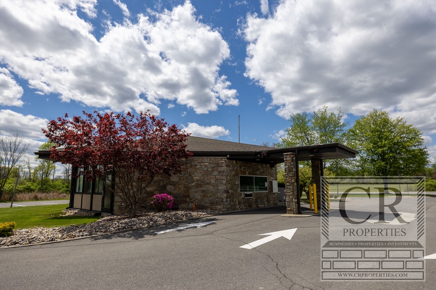 More Photos Of 6708 Route 9, Rhinebeck Bank For Lease