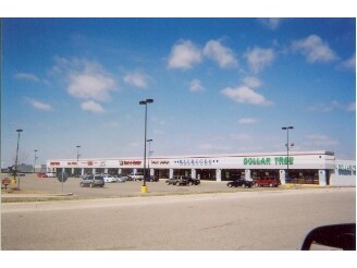 More Photos Of 215 Saint Robert Blvd, Saint Robert Storefront For Lease