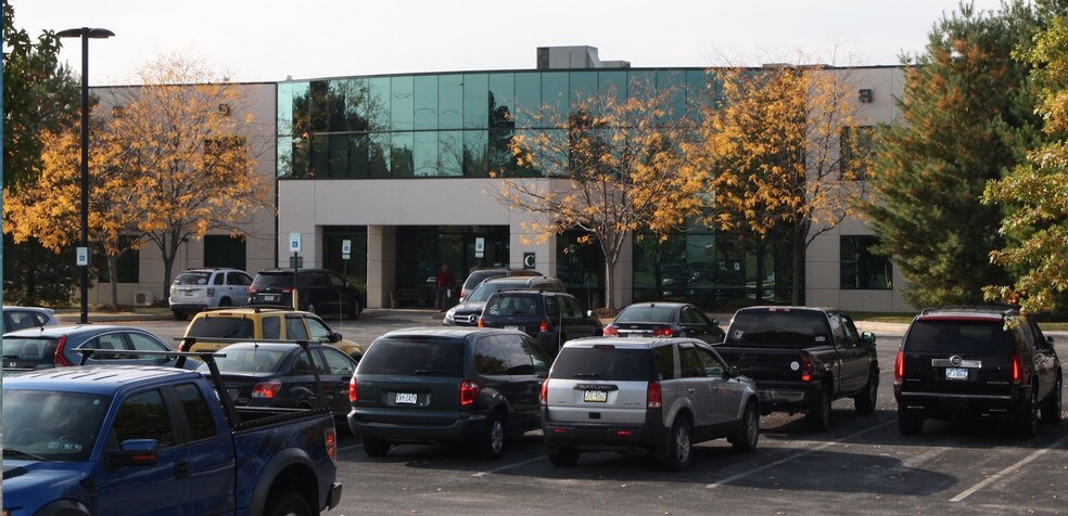 More Photos Of 250 Fame Ave, Hanover Medical For Lease