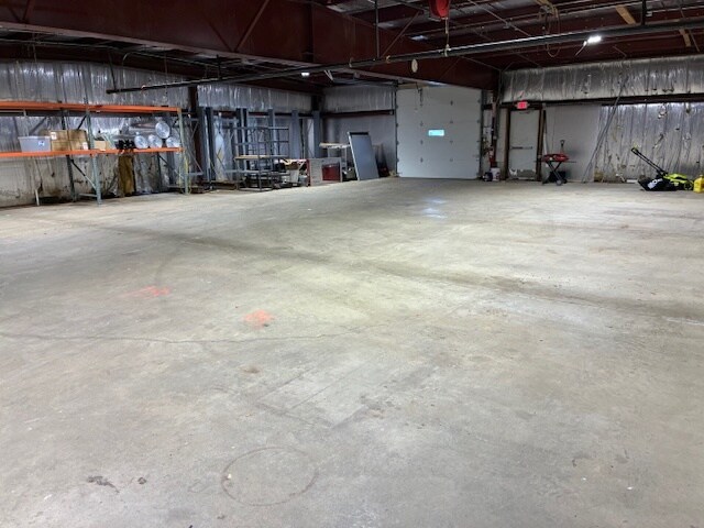 More Photos Of 16555 W Cleveland Ave, New Berlin Manufacturing For Lease