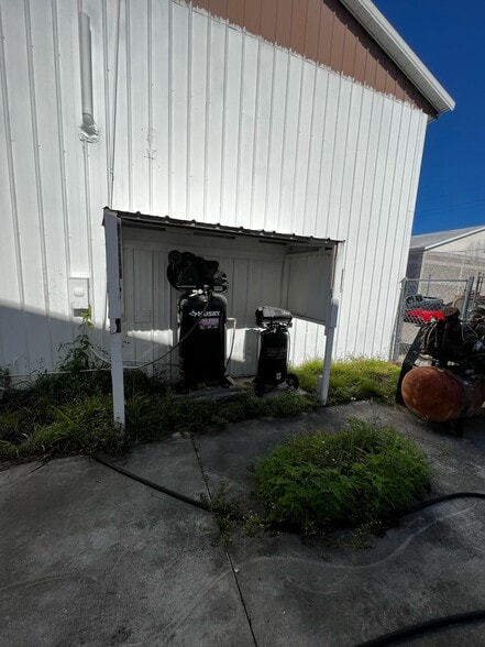 More Photos Of 3395 SW 42nd Ave, Palm City Warehouse For Sale