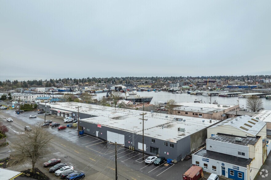 More Photos Of 2600 W Commodore Way, Seattle Manufacturing For Lease