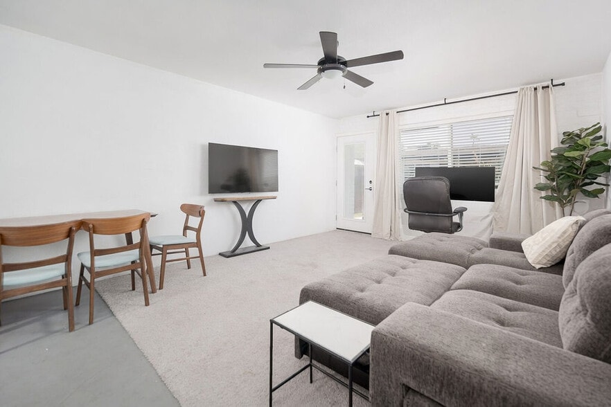 More Photos Of 4401 N 21st St, Phoenix Apartments For Sale