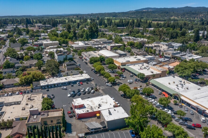 More Photos Of 436-440 Center St, Healdsburg Storefront Retail Residential For Sale