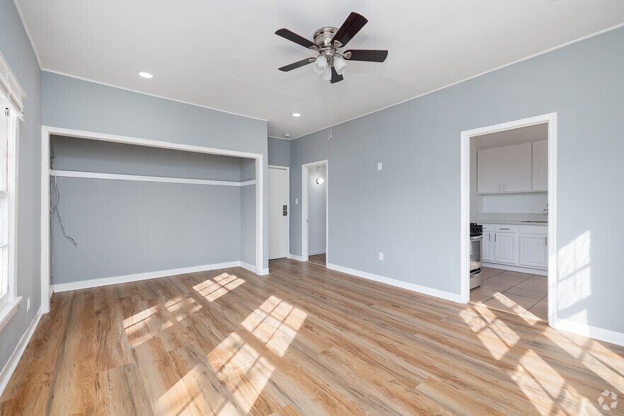 More Photos Of 100 N Kenmore Ave, Los Angeles Apartments For Sale
