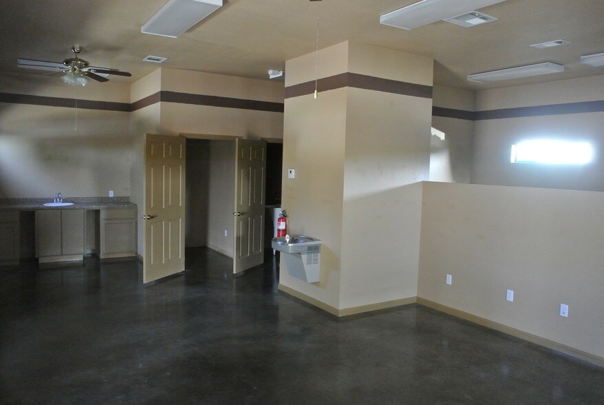 More Photos Of 1005 N 10th, Killeen Office Residential For Lease