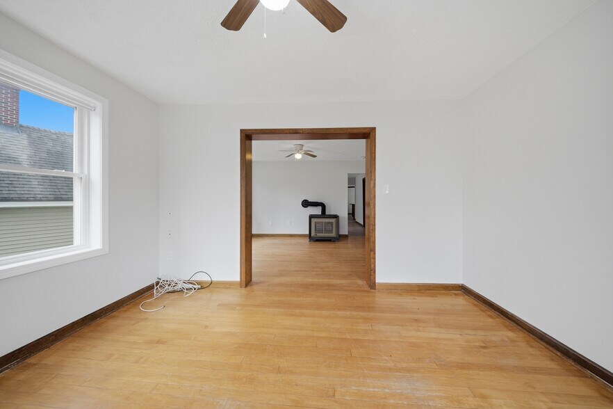 More Photos Of 61 B St, Manchester Multifamily For Sale