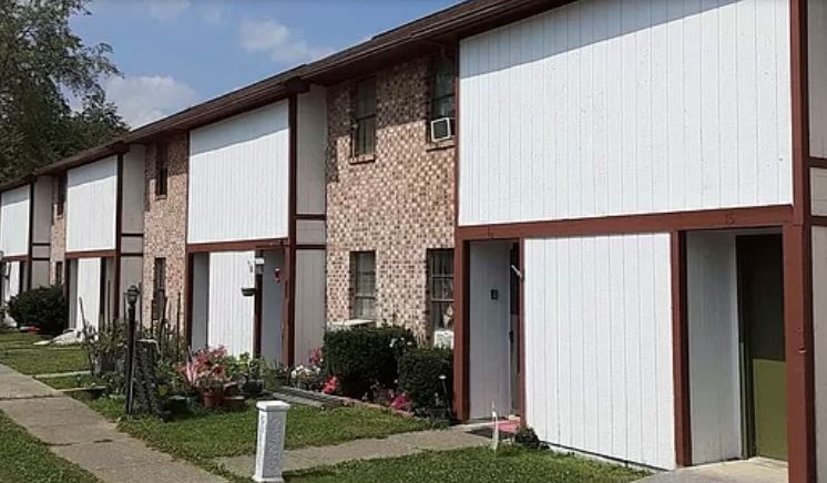 More Photos Of 237 Sherrad St, Marlinton Apartments For Sale