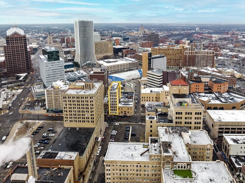 More Photos Of 35 Chestnut St, Rochester Apartments For Sale