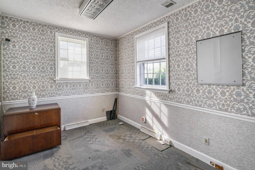 More Photos Of 4943 Landis Ave, Vineland Bank For Lease