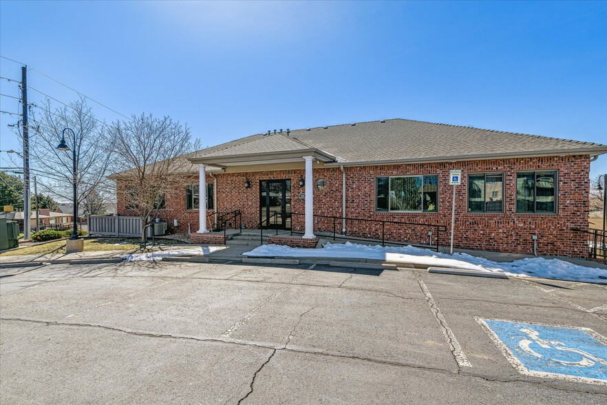 Primary Photo Of 5945 Ward Rd, Arvada Medical For Sale