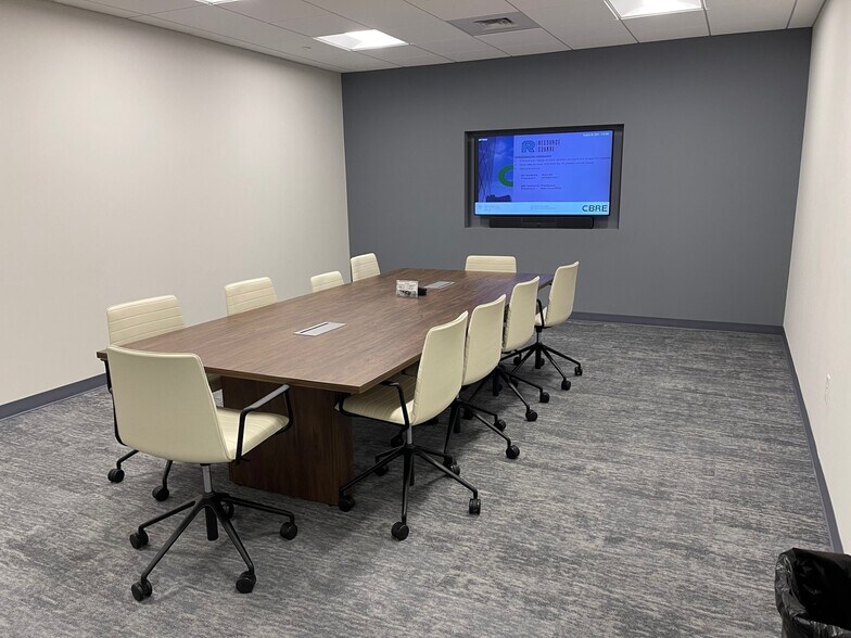 More Photos Of 10926 David Taylor Dr, Charlotte Coworking Space