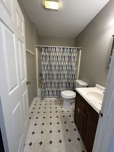 More Photos Of 2412 Felts Ave, Nashville Office For Lease