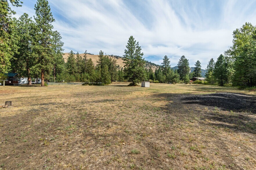 More Photos Of 9955 US Highway 12, Lolo Specialty For Sale