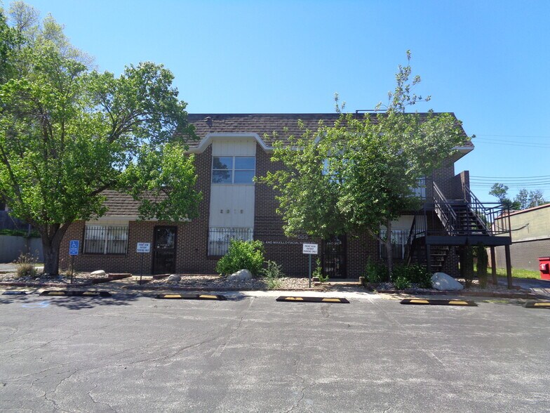 More Photos Of 3916 S Lynn Ct, Independence Medical For Lease