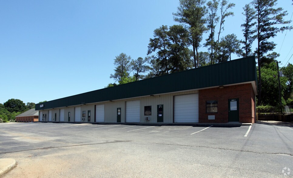 Primary Photo Of 1115 Perry Hill Rd, Montgomery Flex For Lease