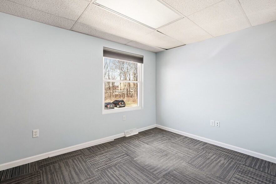 More Photos Of 328 Budfield St, Johnstown Office For Sale