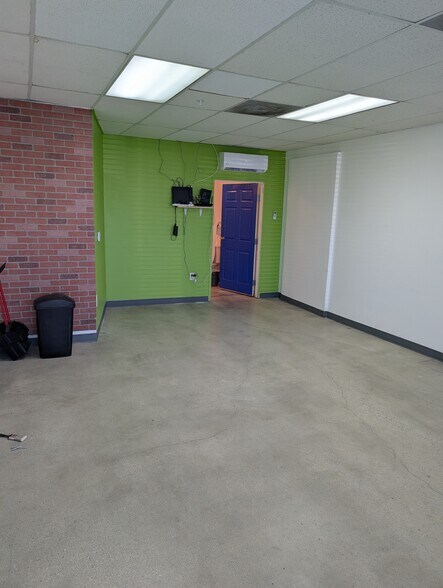 More Photos Of 8021 S Vermont Ave, Los Angeles Loft Creative Space For Lease