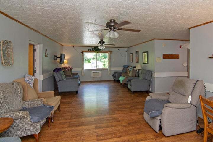 More Photos Of 408 Nicholas st, Rupert Healthcare For Sale