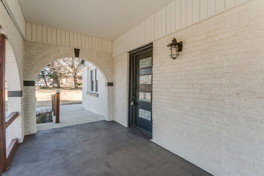 More Photos Of 608 E Eubanks St, Oklahoma City Office For Sale