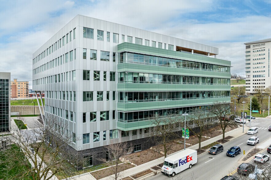 More Photos Of 109 Michigan St NW, Grand Rapids Medical For Lease