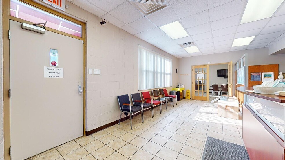 More Photos Of 1327-1331 Macklind Ave, Saint Louis Office For Sale