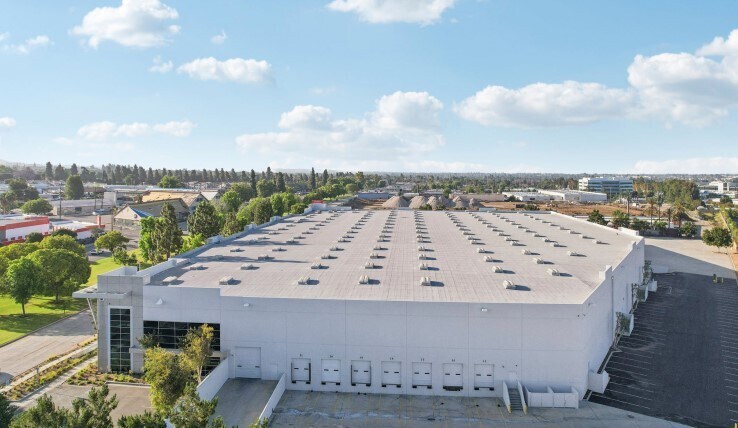 More Photos Of 12252 Whittier Blvd, Whittier Distribution For Lease