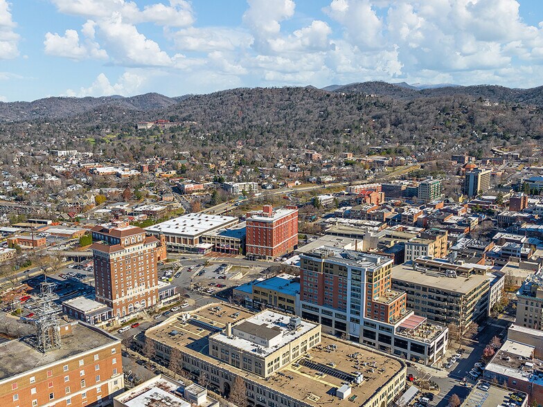 More Photos Of 29 Page Ave, Asheville Storefront Retail Office For Lease