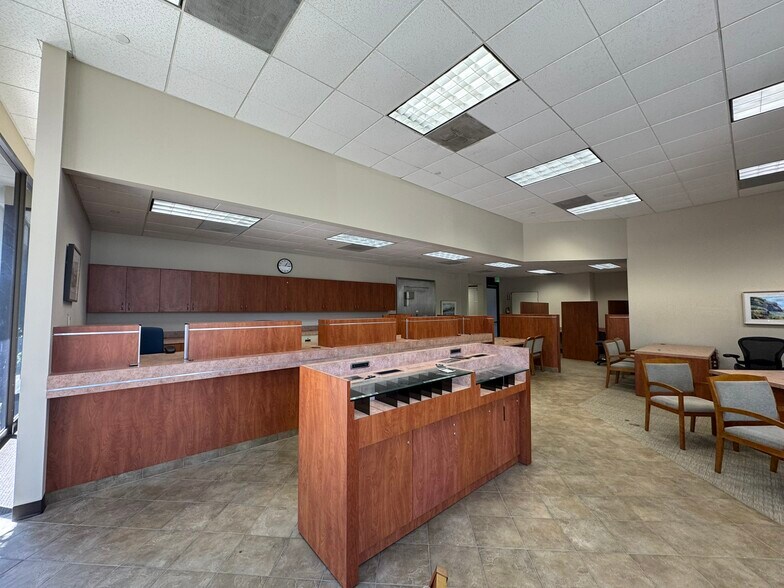 More Photos Of 12401 Wilshire Blvd, Los Angeles Medical For Lease