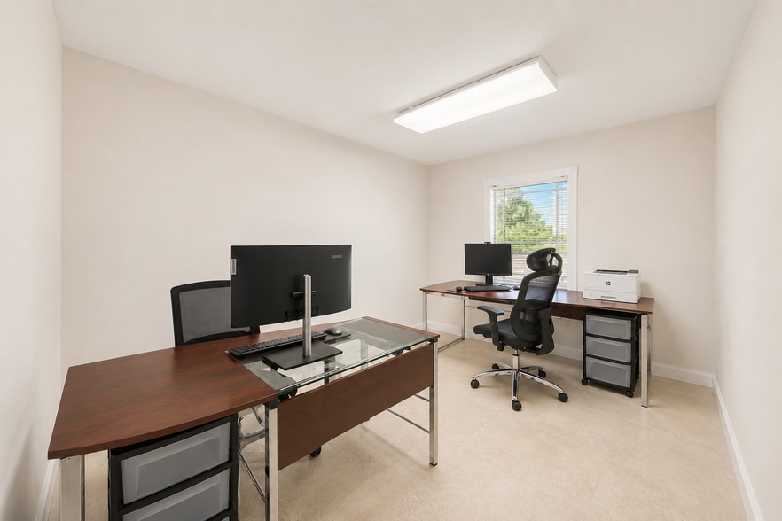 More Photos Of 4201 SW 11th St, Coral Gables Office For Sale