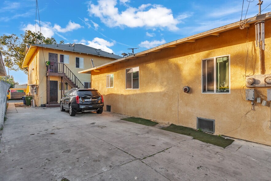 More Photos Of 4257 San Pedro Pl, Los Angeles Apartments For Sale