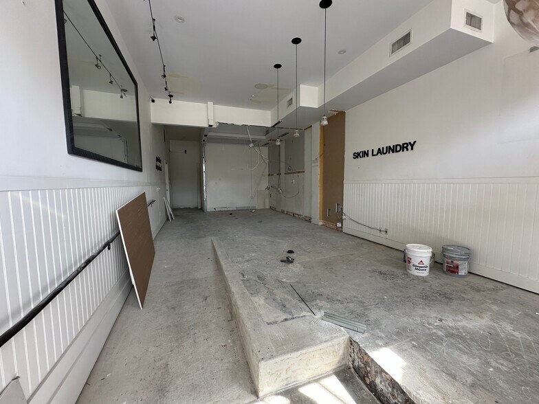 More Photos Of 8789-8797 Beverly Blvd, West Hollywood Office For Lease