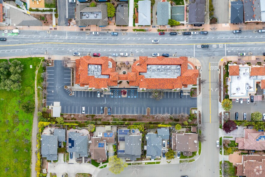 More Photos Of 43430-43480 Mission Blvd, Fremont Freestanding For Lease