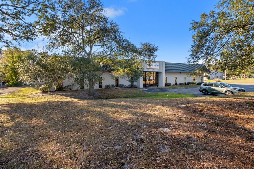 More Photos Of 1700 Capital Cir SW, Tallahassee Office For Sale