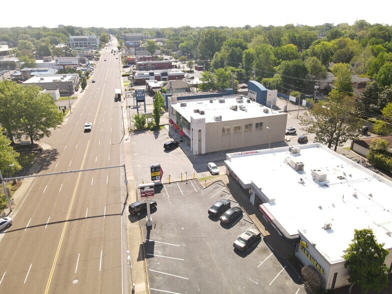 More Photos Of 2011 Union Ave, Memphis Freestanding For Lease