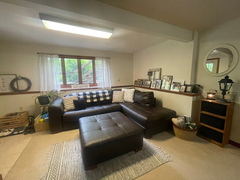 More Photos Of 853 Fairview Rd, Howard Apartments For Sale