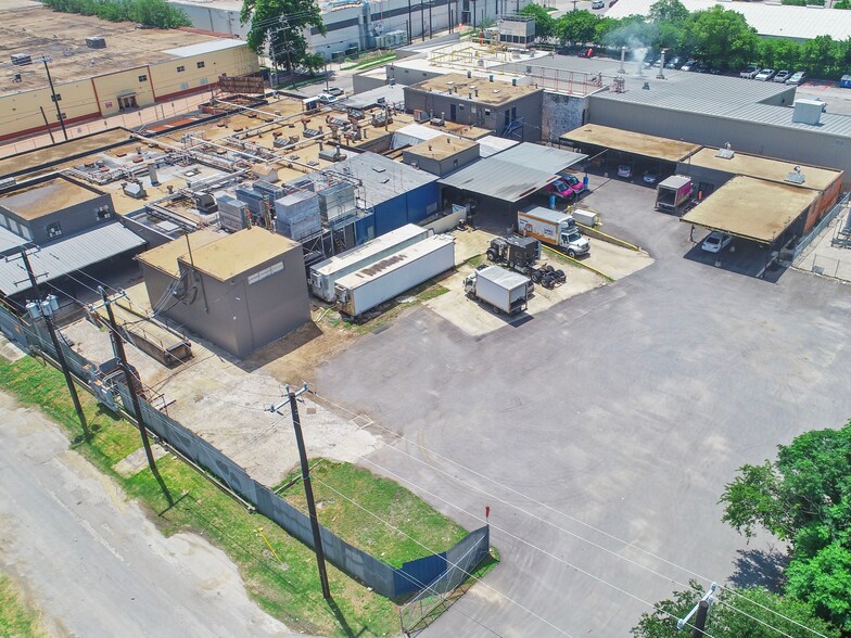 More Photos Of 1305 S Brazos St, San Antonio Refrigeration Cold Storage For Lease