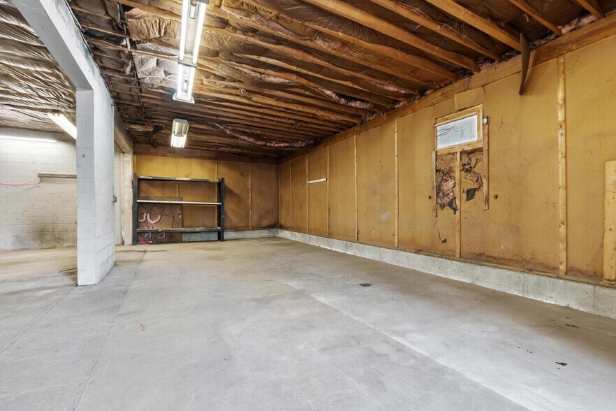 More Photos Of 181 E Main St, Orange Storefront Retail Office For Sale