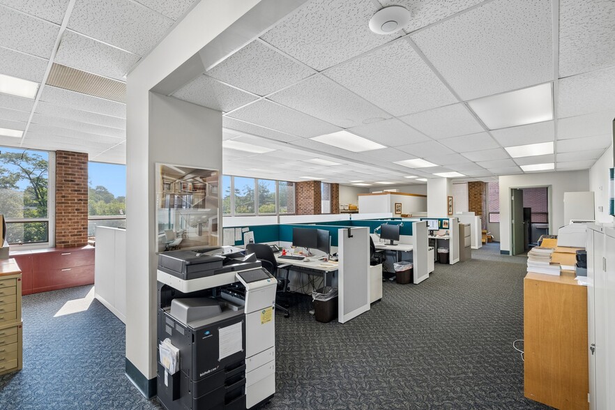 More Photos Of 36 South St, New Providence Bank For Sale