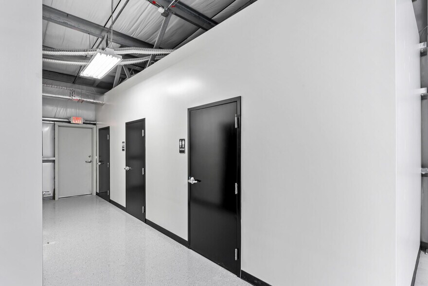 More Photos Of 10012 State Road 52, Hudson General Retail For Sale