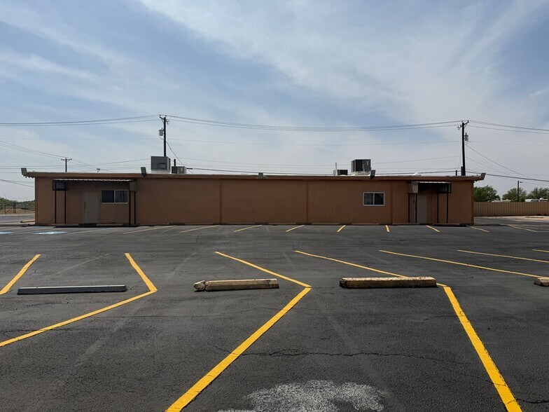 More Photos Of 8401 Andrews Hwy, Odessa General Retail For Sale