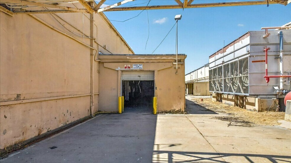 More Photos Of 23745 Avenue 112, Porterville Refrigeration Cold Storage For Sale