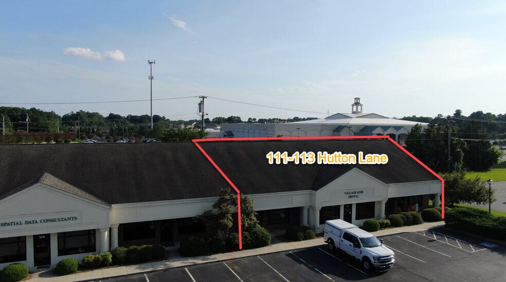 More Photos Of 1008 Hutton Ln, High Point Office For Lease