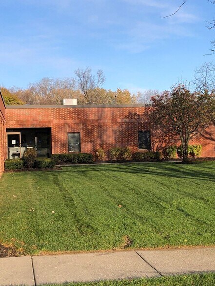 More Photos Of 930 Albany Shaker Rd, Latham Medical For Lease