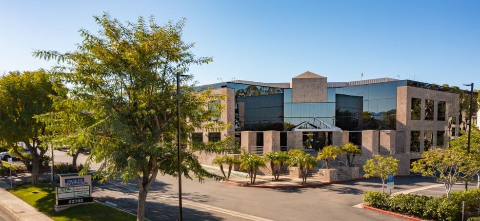 More Photos Of 23792 Rockfield Blvd, Lake Forest Office For Lease