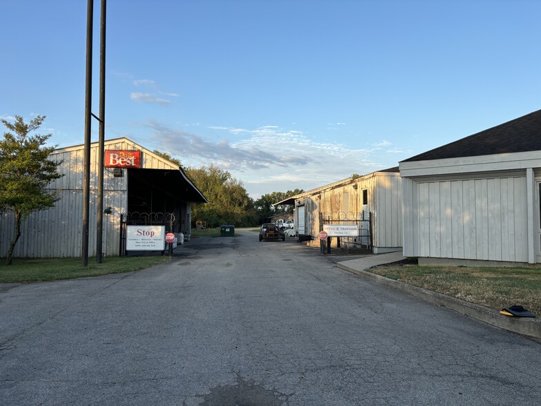 Primary Photo Of 4406 Poplar Level Rd, Louisville Warehouse For Sale