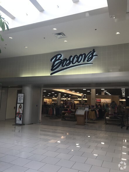 More Photos Of 22 Clifton Country Rd, Clifton Park Unknown For Lease