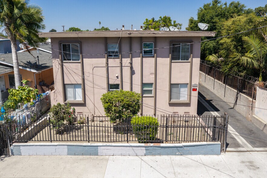 Primary Photo Of 1433 E 61st St, Los Angeles Apartments For Sale